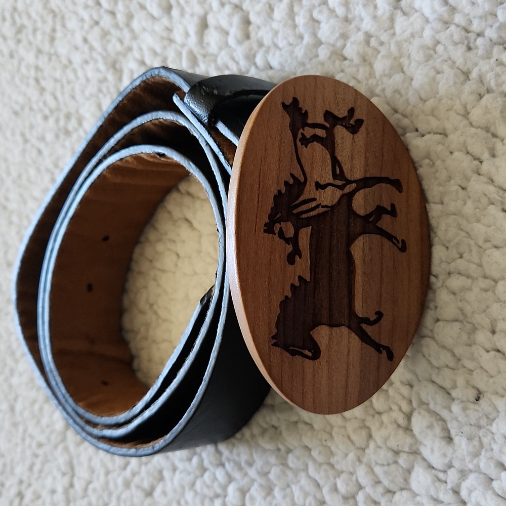 Black leather belt w/ wood horses buckle Size L 37" Unisex Western Boho Cottage